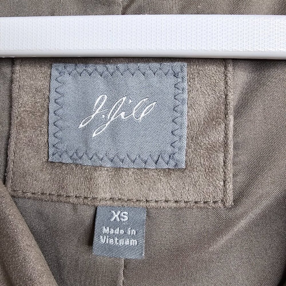 J Jill Faux Suede Jacket size XS GRAY BEIGE TAUPE Preppy Long Shacket Shirt Chic - Picture 5 of 6